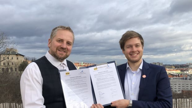 Liberland President Vít Jedlička with CEO and Co-founder of Baserank Ondřej Pilný have just signed a Memorandum of Understanding between Liberland and Baserank.