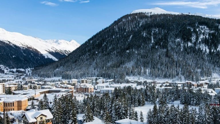 Round table – Money 2025 at DAVOS